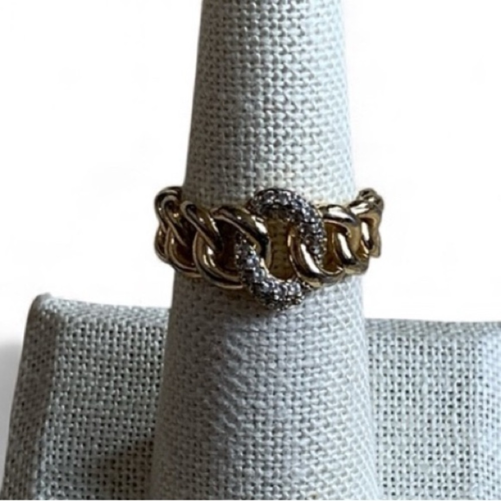 Elegant Gold and Silver Chain Ring